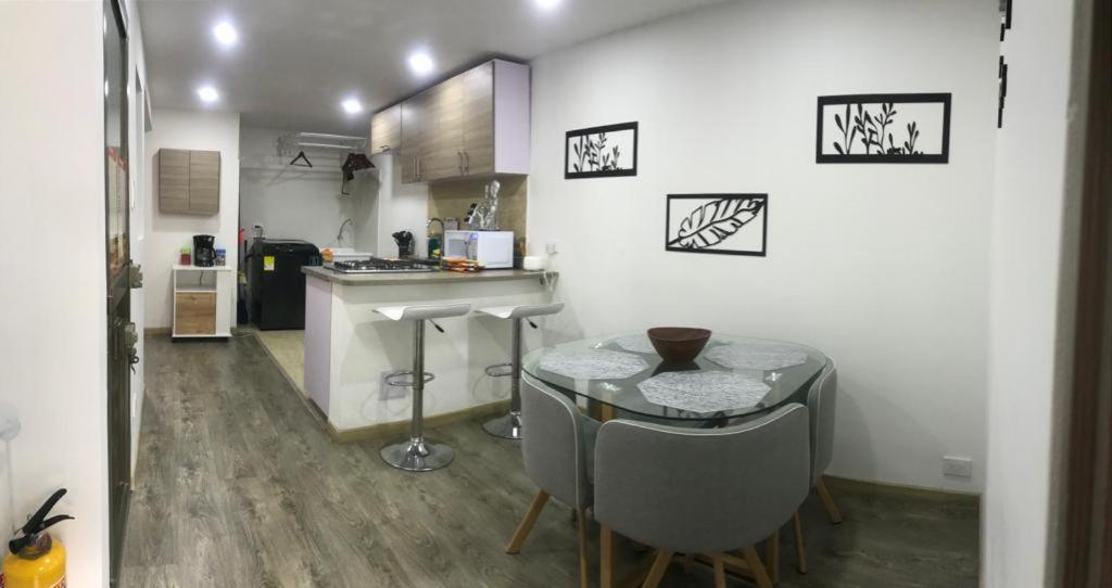 Apartamento Confortable, Amoblado En 波哥大 外观 照片