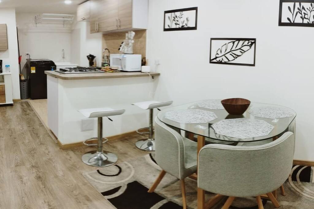 Apartamento Confortable, Amoblado En 波哥大 外观 照片