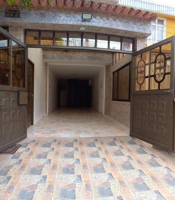 Apartamento Confortable, Amoblado En 波哥大 外观 照片